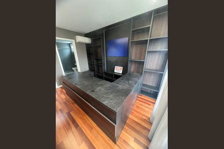 Casa de condomínio para alugar com 270m², 4 quartos e 2 vagasQuarto