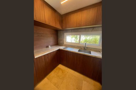 Casa de condomínio para alugar com 270m², 4 quartos e 2 vagasCozinha