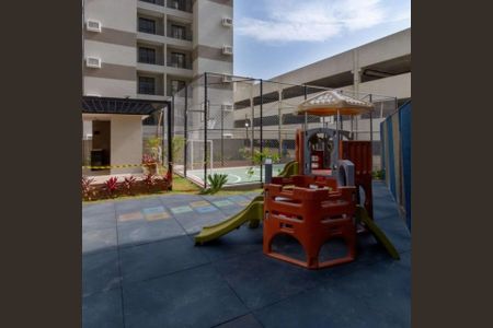 Apartamento à venda com 48m², 2 quartos e 1 vaga Apartamento à venda com 48m², 2 quartos e 1 vagaÁrea comum - Playground