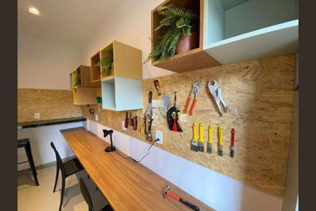 Apartamento à venda com 48m², 2 quartos e 1 vaga Apartamento à venda com 48m², 2 quartos e 1 vagaÁrea comum - Oficina