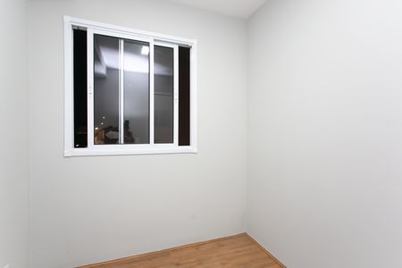 Quarto 1  de apartamento à venda com 2 quartos, 32m² em Vila Carmosina, São Paulo