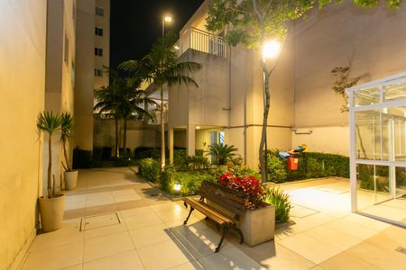 Apartamento à venda com 32m², 2 quartos e sem vagaÁrea comum 