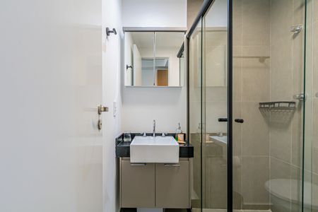 Studio para alugar com 24m², 1 quarto e sem vaga Studio para alugar com 24m², 1 quarto e sem vagaBanheiro