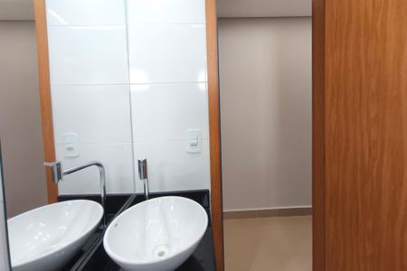 Apartamento para alugar com 43m², 2 quartos e 1 vagaBanheiro