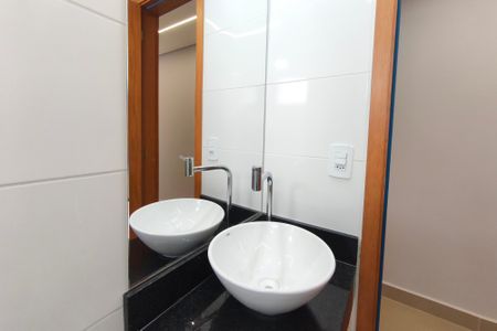Apartamento para alugar com 43m², 2 quartos e 1 vagaBanheiro