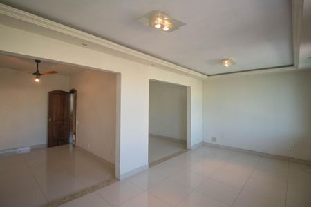 Casa de condomínio para alugar com 200m², 3 quartos e 1 vaga Casa de condomínio para alugar com 200m², 3 quartos e 1 vagaQuarto 2