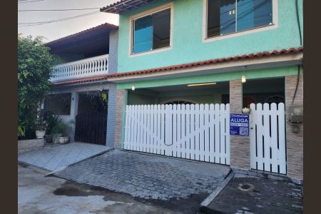 Casa de condomínio para alugar com 200m², 3 quartos e 1 vaga Casa de condomínio para alugar com 200m², 3 quartos e 1 vagaFachada