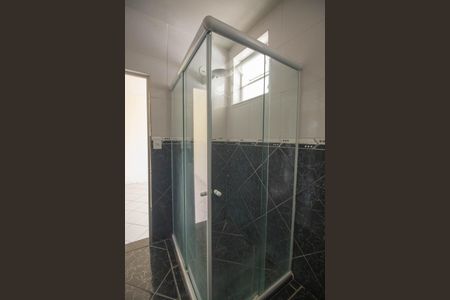 Casa de condomínio para alugar com 200m², 3 quartos e 1 vaga Casa de condomínio para alugar com 200m², 3 quartos e 1 vagaBanheiro da Suíte 1