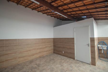 Casa de condomínio para alugar com 200m², 3 quartos e 1 vaga Casa de condomínio para alugar com 200m², 3 quartos e 1 vagaÁrea de Serviço