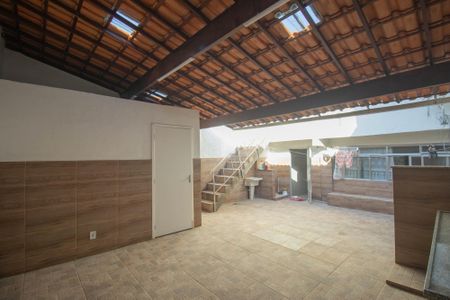 Casa de condomínio para alugar com 200m², 3 quartos e 1 vaga Casa de condomínio para alugar com 200m², 3 quartos e 1 vagaÁrea de Serviço