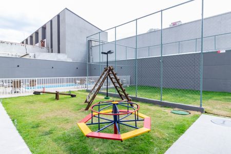 Apartamento para alugar com 37m², 1 quarto e sem vaga Apartamento para alugar com 37m², 1 quarto e sem vagaÁrea comum - Playground