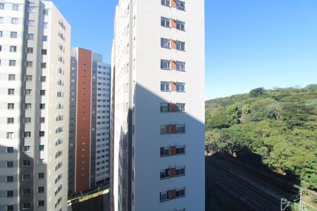 Apartamento para alugar com 42m², 2 quartos e sem vagaVista da sacada