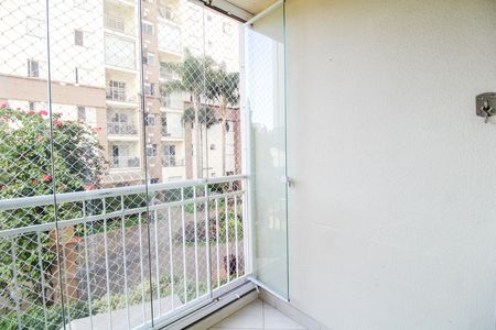 Apartamento à venda com 64m², 3 quartos e 1 vaga Apartamento à venda com 64m², 3 quartos e 1 vagaVaranda