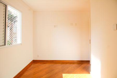 Apartamento à venda com 64m², 3 quartos e 1 vaga Apartamento à venda com 64m², 3 quartos e 1 vagaQuarto 2
