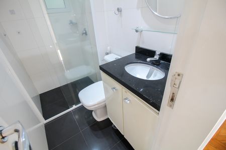 Apartamento à venda com 64m², 3 quartos e 1 vaga Apartamento à venda com 64m², 3 quartos e 1 vagaBanheiro