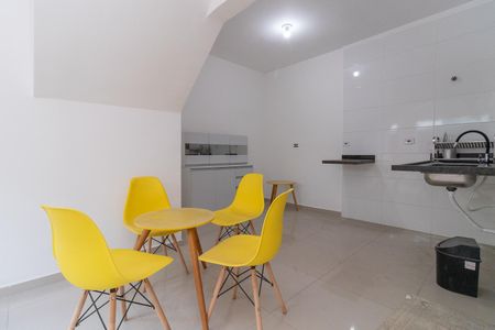 Casa de condomínio para alugar com 55m², 2 quartos e 1 vaga Casa de condomínio para alugar com 55m², 2 quartos e 1 vagaCozinha