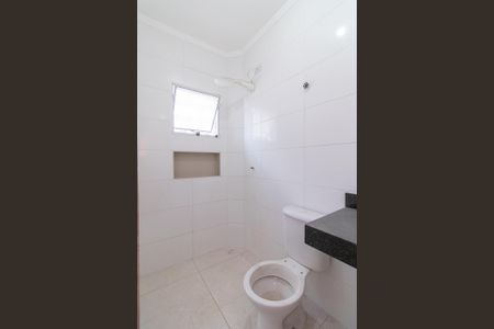 Casa de condomínio para alugar com 55m², 2 quartos e 1 vaga Casa de condomínio para alugar com 55m², 2 quartos e 1 vagaBanheiro da Suíte 2