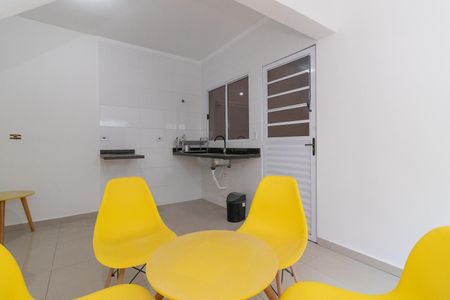 Casa de condomínio para alugar com 55m², 2 quartos e 1 vaga Casa de condomínio para alugar com 55m², 2 quartos e 1 vagaCozinha