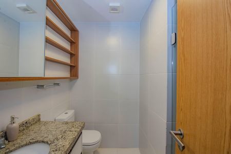 Apartamento para alugar com 67m², 2 quartos e 1 vaga Apartamento para alugar com 67m², 2 quartos e 1 vagaBanheiro Social