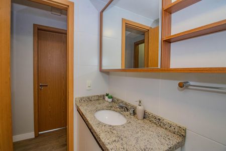Apartamento para alugar com 67m², 2 quartos e 1 vaga Apartamento para alugar com 67m², 2 quartos e 1 vagaBanheiro Social