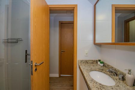Apartamento para alugar com 67m², 2 quartos e 1 vaga Apartamento para alugar com 67m², 2 quartos e 1 vagaBanheiro Social