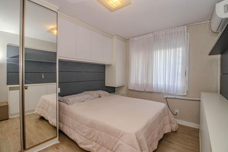 Suíte de apartamento para alugar com 2 quartos, 67m² em Passo D’areia, Porto Alegre