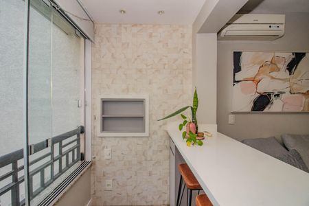 Sala de apartamento para alugar com 2 quartos, 67m² em Passo D’areia, Porto Alegre