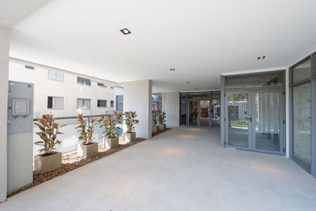 Studio à venda com 29m², 1 quarto e sem vaga Studio à venda com 29m², 1 quarto e sem vagaEntrada