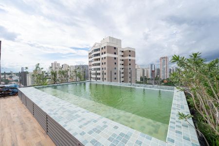 Studio à venda com 29m², 1 quarto e sem vaga Studio à venda com 29m², 1 quarto e sem vagaPiscina