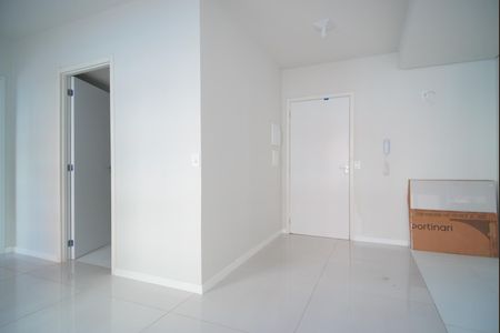 Sala de apartamento para alugar com 1 quarto, 35m² em Parque Santa Fé, Porto Alegre
