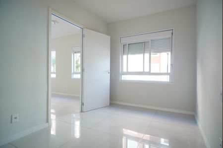 Quarto de apartamento para alugar com 1 quarto, 35m² em Parque Santa Fé, Porto Alegre