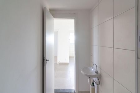 Apartamento para alugar com 37m², 2 quartos e sem vaga Apartamento para alugar com 37m², 2 quartos e sem vagaBanheiro