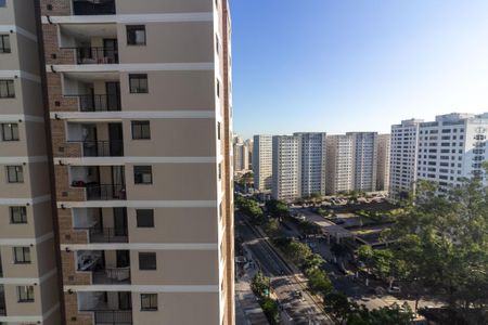 Vista Sala de apartamento para alugar com 2 quartos, 37m² em Jardim Sabara, São Paulo