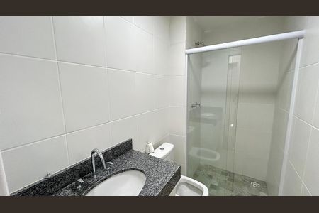 Apartamento para alugar com 56m², 2 quartos e 1 vaga Apartamento para alugar com 56m², 2 quartos e 1 vagaBanheiro 1