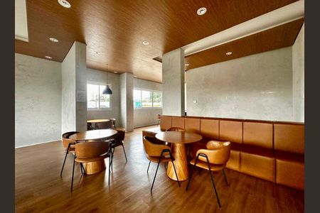 Apartamento para alugar com 56m², 2 quartos e 1 vaga Apartamento para alugar com 56m², 2 quartos e 1 vagaSala de Jogos