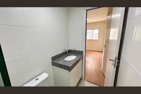 Apartamento para alugar com 56m², 2 quartos e 1 vaga Apartamento para alugar com 56m², 2 quartos e 1 vagaBanheiro da Suíte