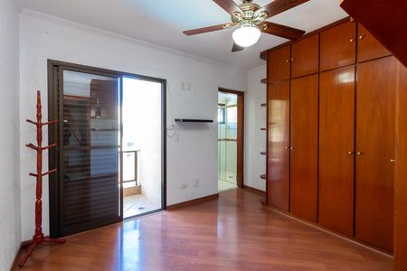 Apartamento à venda com 122m², 3 quartos e 2 vagas Apartamento à venda com 122m², 3 quartos e 2 vagasSuíte