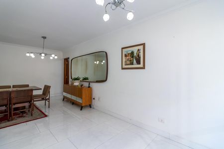 Apartamento à venda com 122m², 3 quartos e 2 vagas Apartamento à venda com 122m², 3 quartos e 2 vagasSala de Estar