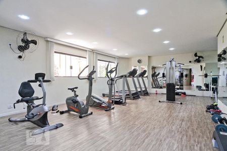 Apartamento à venda com 122m², 3 quartos e 2 vagas Apartamento à venda com 122m², 3 quartos e 2 vagasÁrea comum - Academia