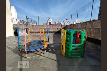 Apartamento à venda com 122m², 3 quartos e 2 vagas Apartamento à venda com 122m², 3 quartos e 2 vagasÁrea comum - Playground