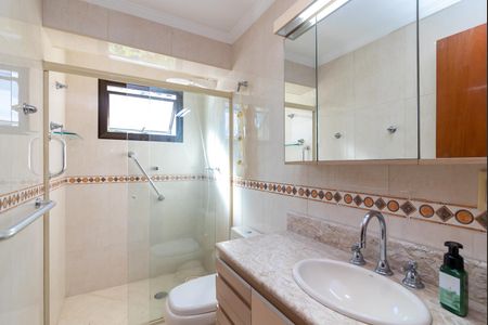 Apartamento à venda com 122m², 3 quartos e 2 vagas Apartamento à venda com 122m², 3 quartos e 2 vagasBanheiro 2