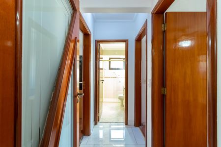 Apartamento à venda com 122m², 3 quartos e 2 vagas Apartamento à venda com 122m², 3 quartos e 2 vagasCorredor dos Quartos