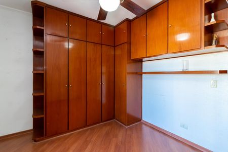 Apartamento à venda com 122m², 3 quartos e 2 vagas Apartamento à venda com 122m², 3 quartos e 2 vagasSuíte