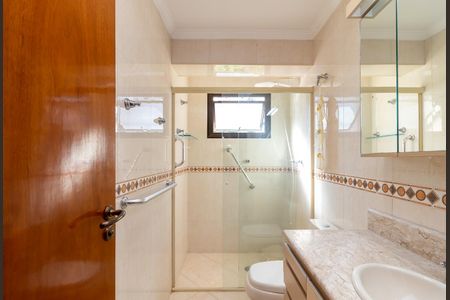 Apartamento à venda com 122m², 3 quartos e 2 vagas Apartamento à venda com 122m², 3 quartos e 2 vagasBanheiro 2