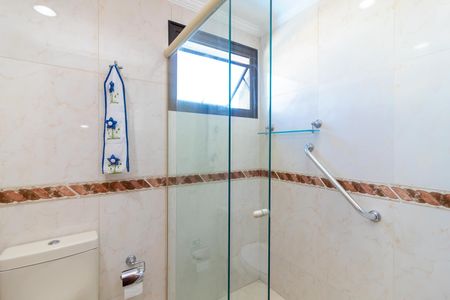 Apartamento à venda com 122m², 3 quartos e 2 vagas Apartamento à venda com 122m², 3 quartos e 2 vagasBanheiro da Suíte