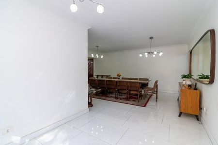 Apartamento à venda com 122m², 3 quartos e 2 vagas Apartamento à venda com 122m², 3 quartos e 2 vagasSala de Estar
