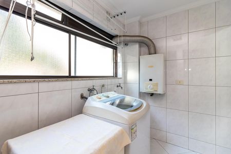 Apartamento à venda com 122m², 3 quartos e 2 vagas Apartamento à venda com 122m², 3 quartos e 2 vagasÁrea de Serviço