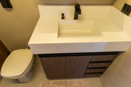 Apartamento para alugar com 87m², 3 quartos e 1 vaga Apartamento para alugar com 87m², 3 quartos e 1 vagaBanheiro da Suíte