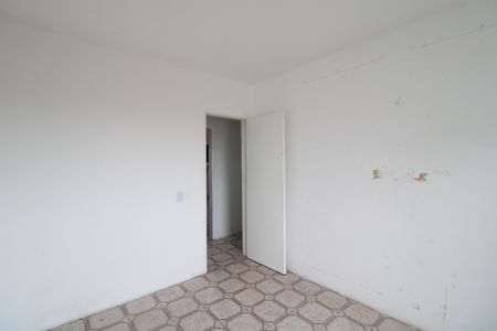Quarto 1 de casa para alugar com 2 quartos, 50m² em Jardim Colonial, São Paulo