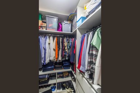 Apartamento à venda com 51m², 2 quartos e 1 vaga Apartamento à venda com 51m², 2 quartos e 1 vagaCloset